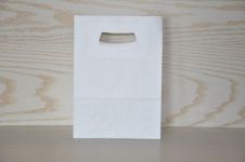 18 x 9 x 25 cm  PUNGI CU MANER DECUPAT, DIMENSIUNE MARE