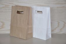18 x 9 x 25 cm  PUNGI CU MANER DECUPAT, DIMENSIUNE MARE